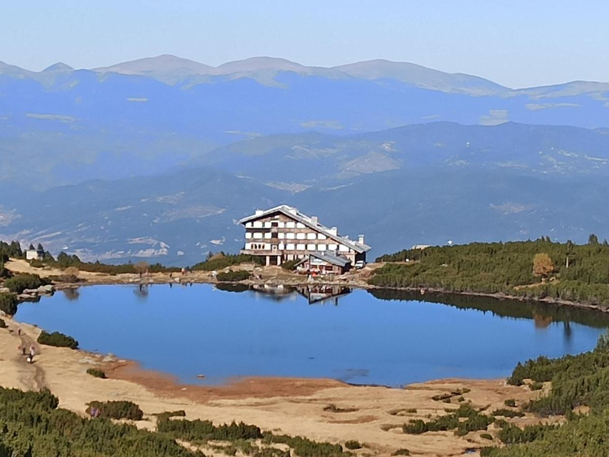Emerald Buddha * Bansko